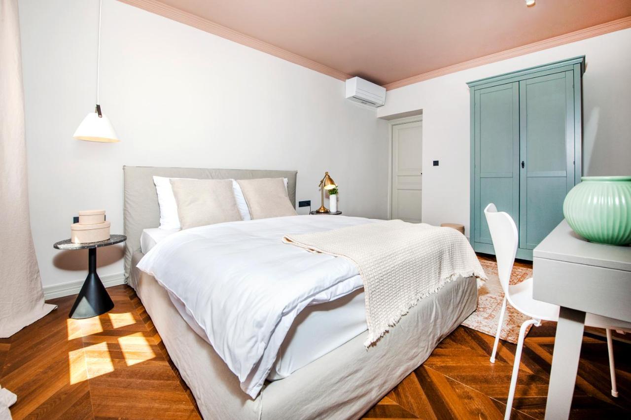 Campitelli Design Apartment ロヴィニ エクステリア 写真