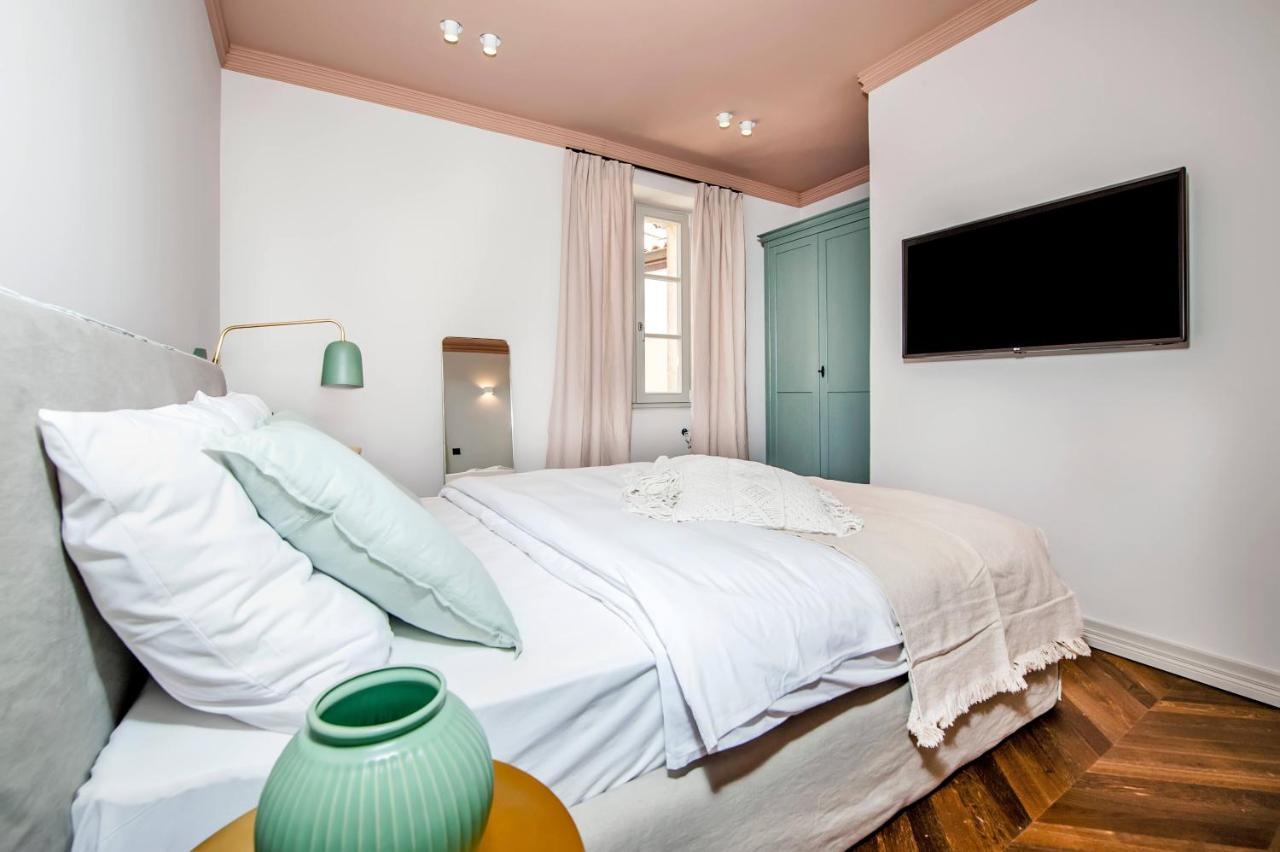 Campitelli Design Apartment ロヴィニ エクステリア 写真